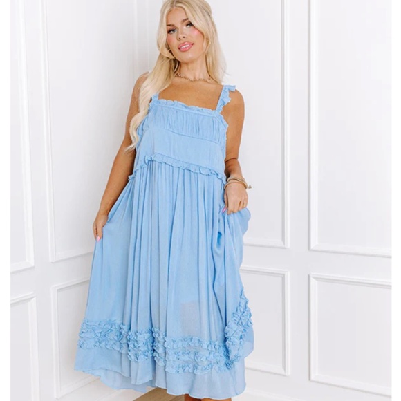 BAYSIDE BLISS RUFFLE MIDI IN SKY BLUE CURVES - Picture 4 of 4
